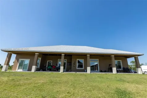 21810 NW 270th Street Okeechobee FL 34972