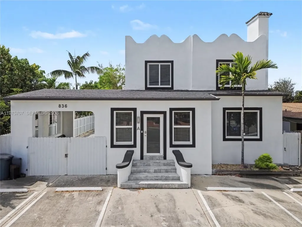 836 NW 33rd Avenue Miami FL 33125