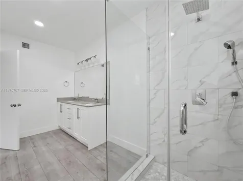 836 NW 33rd Avenue Miami FL 33125