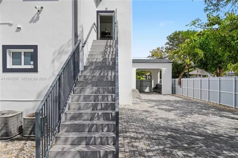 836 NW 33rd Avenue Miami FL 33125