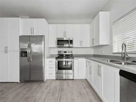 836 NW 33rd Avenue Miami FL 33125