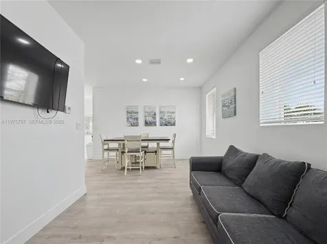 836 NW 33rd Avenue Miami FL 33125