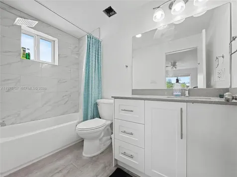 836 NW 33rd Avenue Miami FL 33125