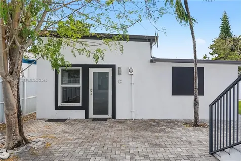 836 NW 33rd Avenue Miami FL 33125