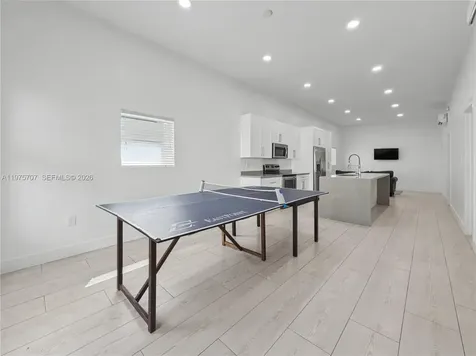836 NW 33rd Avenue Miami FL 33125