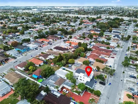 836 NW 33rd Avenue Miami FL 33125