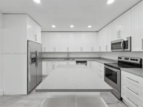 836 NW 33rd Avenue Miami FL 33125