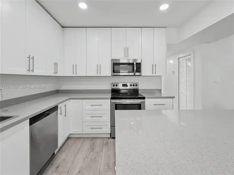 836 NW 33rd Avenue Miami FL 33125