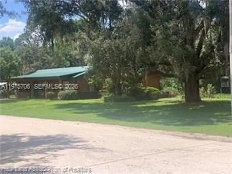 2326 W Barben Road Avon Park FL 33825