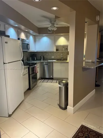 2940 N Course Drive Pompano Beach FL 33069