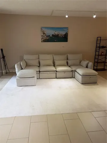 2940 N Course Drive Pompano Beach FL 33069