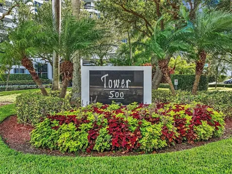 3530 Mystic Pointe Drive Aventura FL 33180