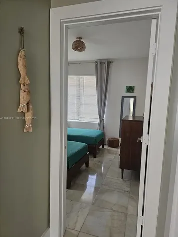 801 8th Street Miami Beach FL 33139