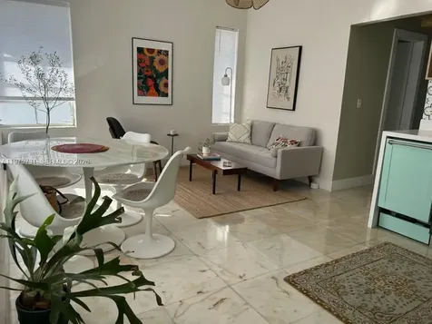 801 8th Street Miami Beach FL 33139