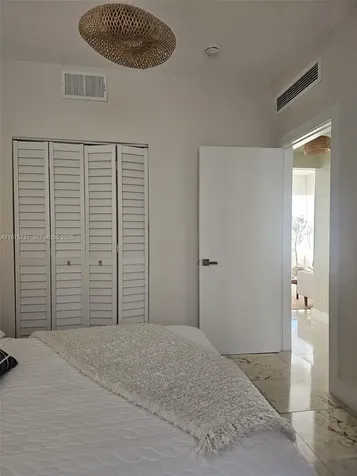 801 8th Street Miami Beach FL 33139