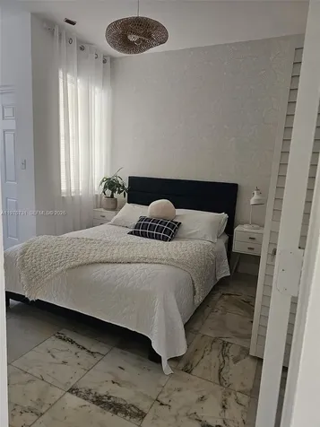 801 8th Street Miami Beach FL 33139
