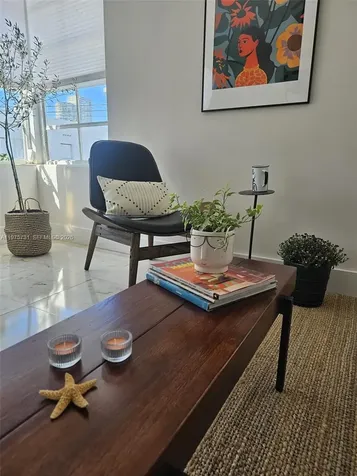 801 8th Street Miami Beach FL 33139