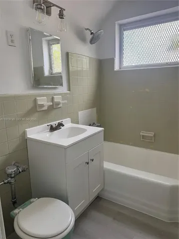 8420 Byron Avenue Miami Beach FL 33141