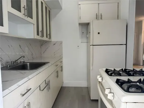 8420 Byron Avenue Miami Beach FL 33141