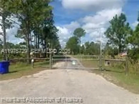 881 Papaya Street Lake Placid FL 33852