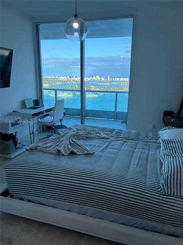 900 Biscayne Boulevard Miami FL 33132