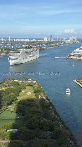 900 Biscayne Boulevard Miami FL 33132