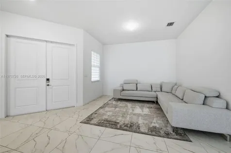 4409 SW 173rd Avenue Miramar FL 33029