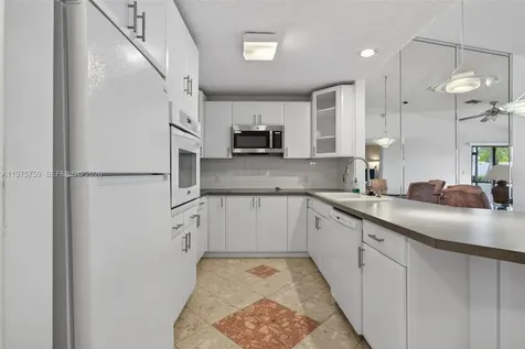 6708 N Pine Island Road Tamarac FL 33321