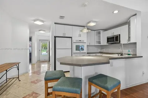 6708 N Pine Island Road Tamarac FL 33321