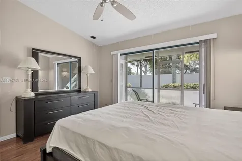 6708 N Pine Island Road Tamarac FL 33321