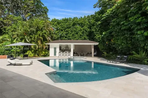 4800 Bay Point Road Miami FL 33137
