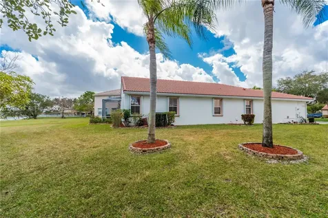 12109 NW 52nd Court Coral Springs FL 33076