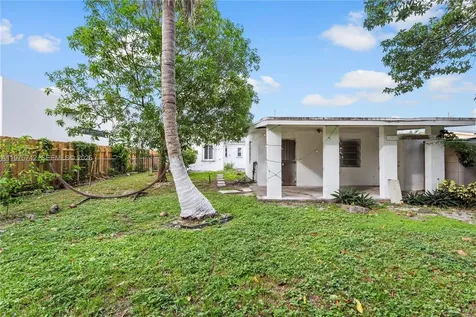 400 NW 47th Street Miami FL 33127