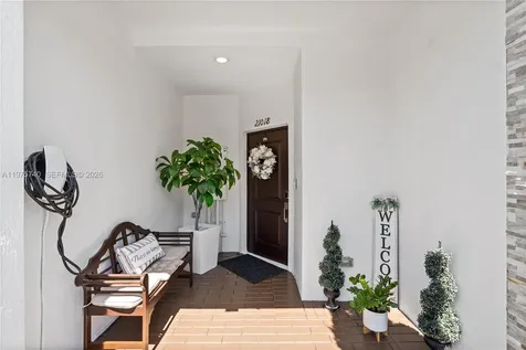 21018 NE 8th Avenue Miami FL 33179
