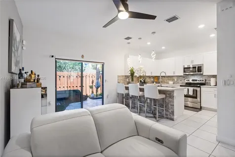 21018 NE 8th Avenue Miami FL 33179