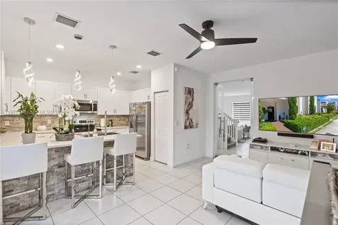 21018 NE 8th Avenue Miami FL 33179