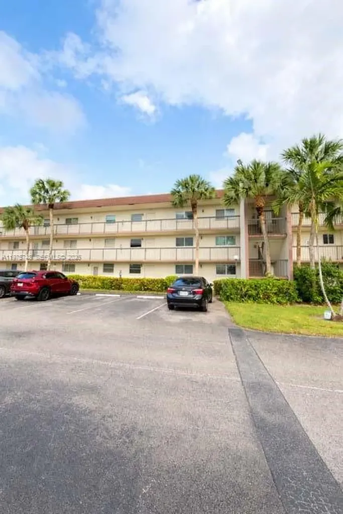 1701 NW 75th Avenue Plantation FL 33313