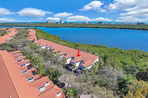 1425 Weeping Willow Way Hollywood FL 33019