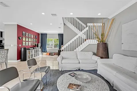 1425 Weeping Willow Way Hollywood FL 33019