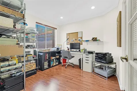 1425 Weeping Willow Way Hollywood FL 33019