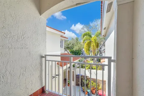 1425 Weeping Willow Way Hollywood FL 33019