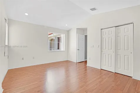 1425 Weeping Willow Way Hollywood FL 33019