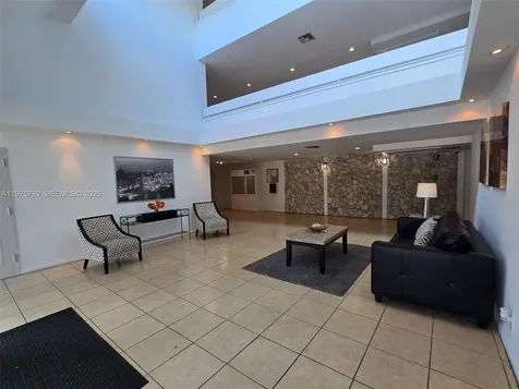 140 Lakeview Drive Weston FL 33326