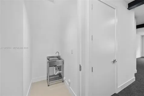 129 N Miami Avenue Miami FL 33128