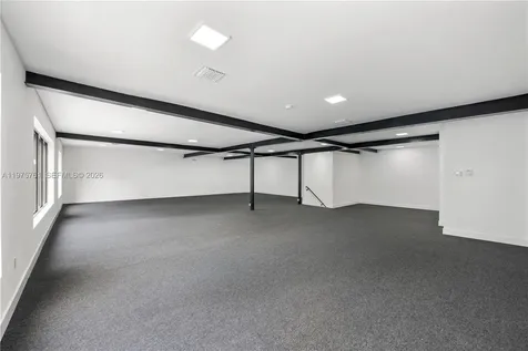 129 N Miami Avenue Miami FL 33128