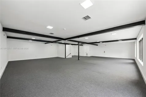 129 N Miami Avenue Miami FL 33128