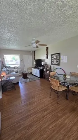 1301 N 12th Court Hollywood FL 33019