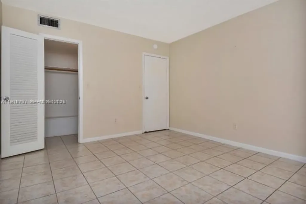 2101 NE 68th Street Fort Lauderdale FL 33308