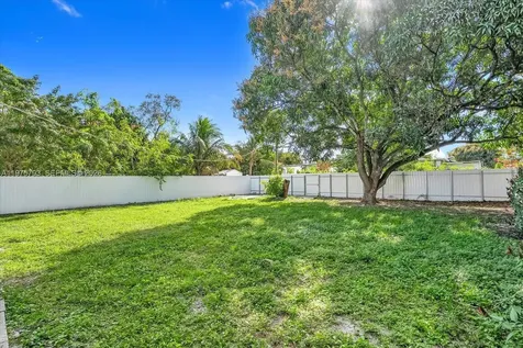910 NW 133rd Street North Miami FL 33168