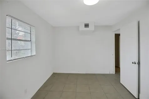 1160 W 26th Court Riviera Beach FL 33404